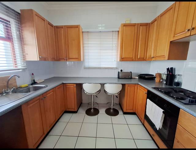 2 BEDROOM APARTMENT RENTED IN SUMMERSTRAND
